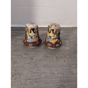 Hand-Painted Nippon Moriage Raised Enameled Gold Gilt Salt & Pepper Shakers